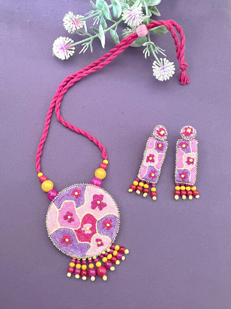 Pink Hand Embroidered Necklace Set