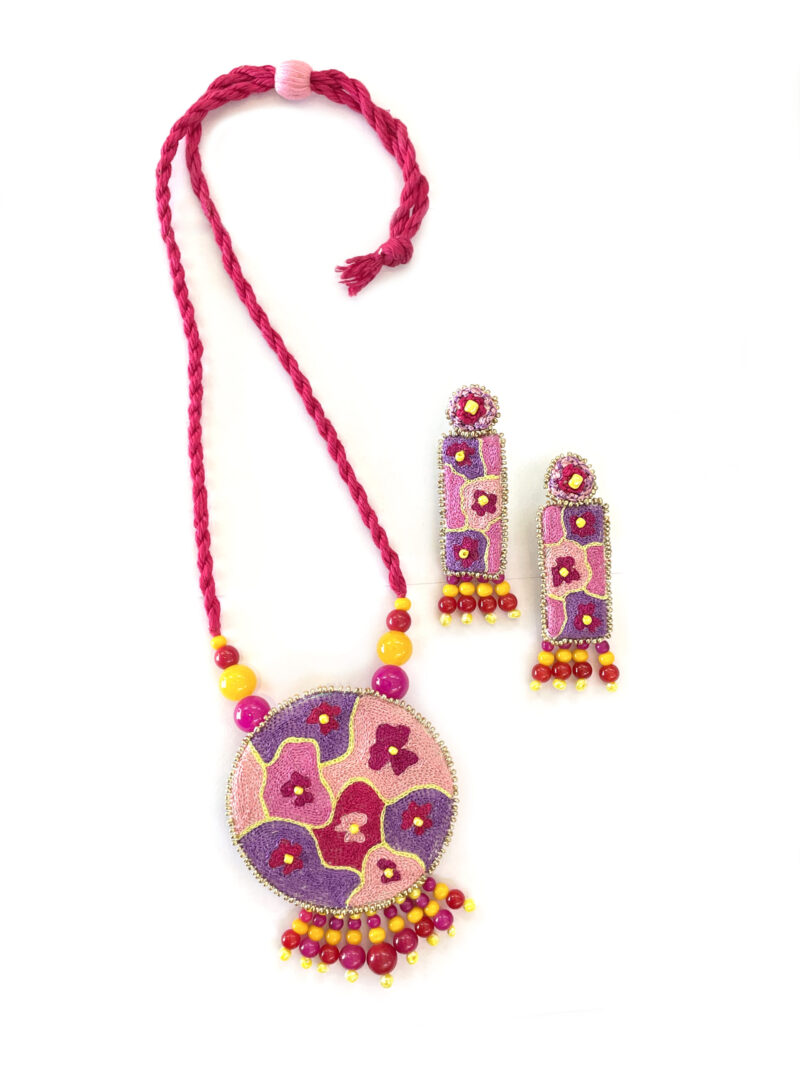 Pink Contemporary Hand Embroidered Necklace Set - Image 4