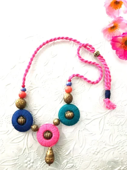 Thread Work Ring Necklace